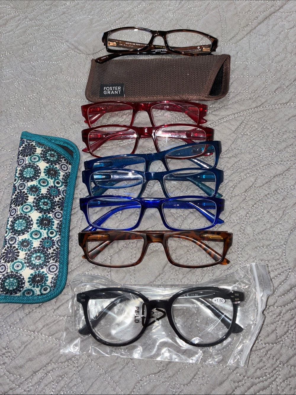 Set of 8 pair Reading Glasses 1.50